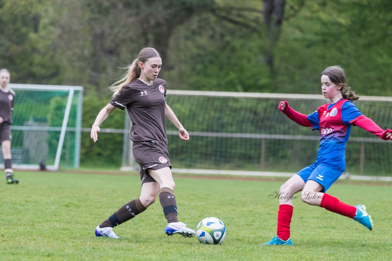 Bild 140 - wCJ VfL Pinneberg3 - St.Pauli : Ergebnis: 2:1